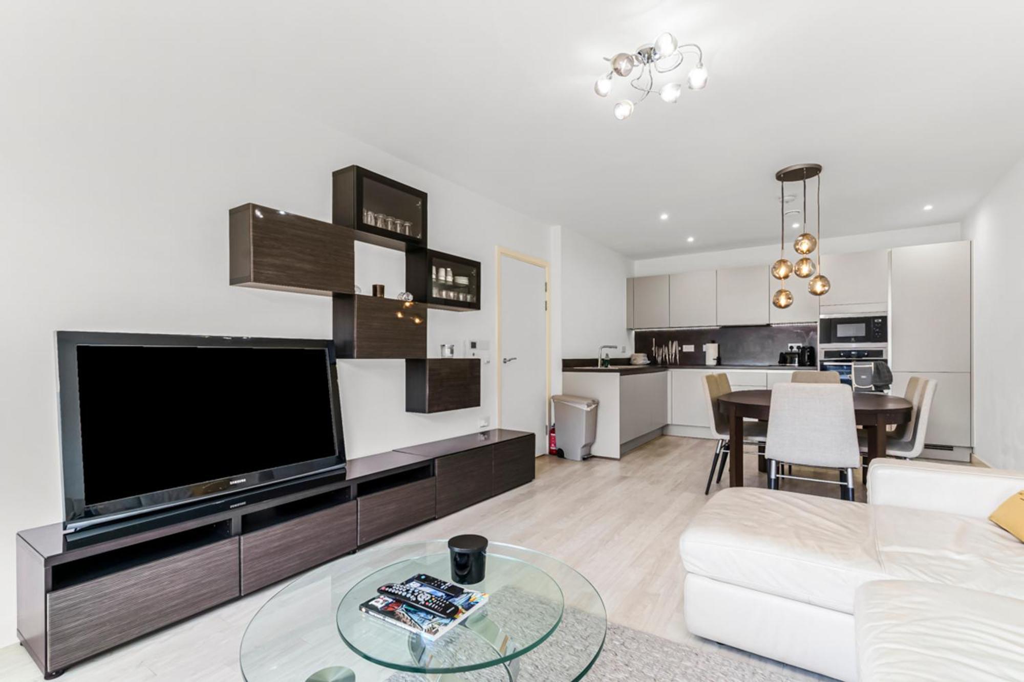 Stylish Surrey Quays Apartment - 10 Mins From Station 伦敦 外观 照片